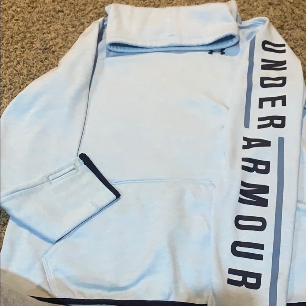 Under armor sweatshirt